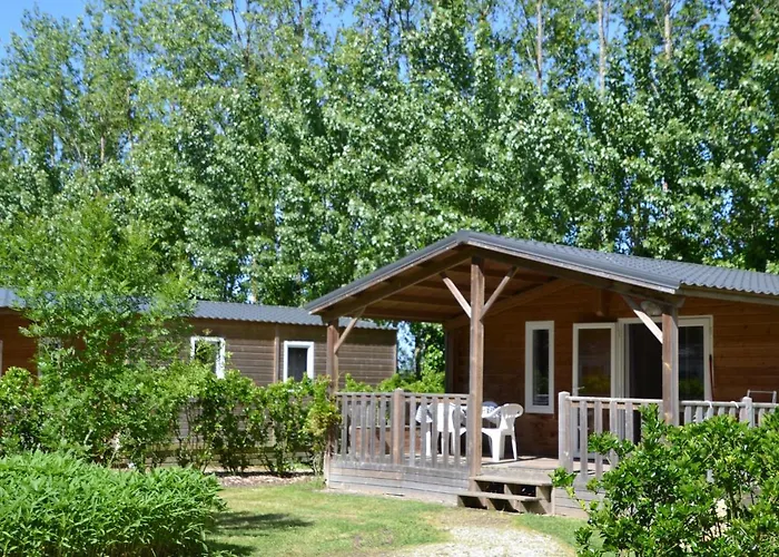 Camping La Loire Fleurie Le Perrier photo