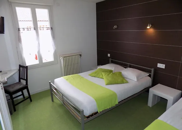 Le Logis Des Chouans Hotel Chantonnay photo