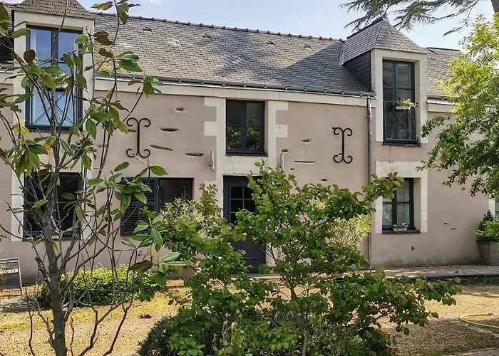 La Demeure Du Goupil Bed & Breakfast Brissac-Quince photo