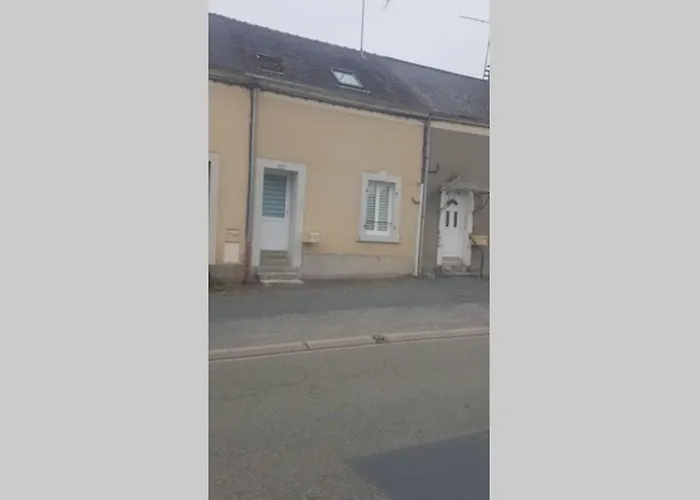 صورة Maison De Bourg Avec Exterieur. Grez-en-Bouere