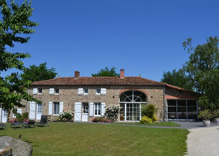 Logis De La Benetiere Bed & Breakfast Treize-Vents photo