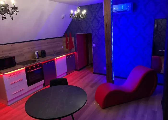 Love Room Avec Jacuzzi Prive Bonnetable foto