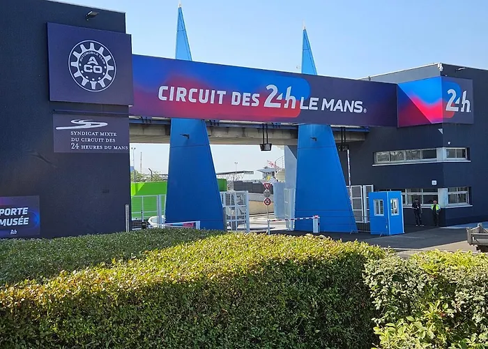 Circuit Du Mans Jacques Brel Apartment Guecelard photo