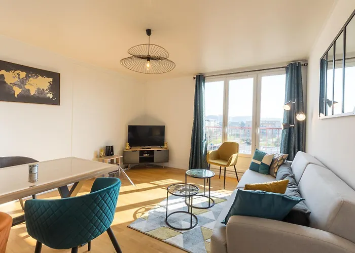 Jolie T5 Familial 10P Apartment Coulaines photo
