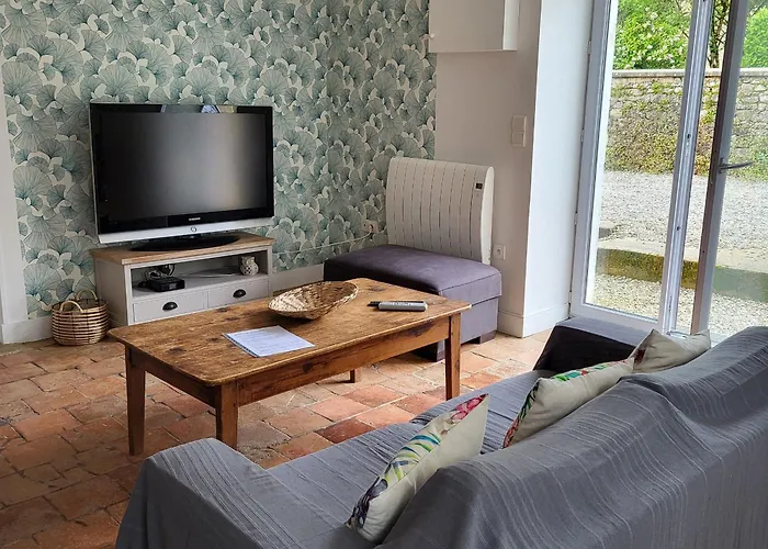 Maison De Village Avec Jardin, Parc Prive Et Box Fibre, Animaux Bienvenus, A 15 Min Du Mans - Fr-1-410-333 Mézières-sous-Lavardin foto