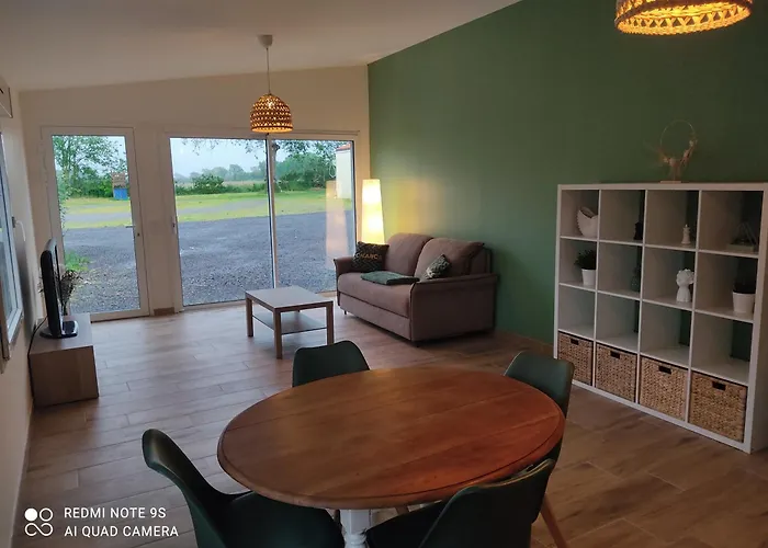 Gites Des Colombieres Piscine & Spa Saint-Maixent-sur-Vie photo