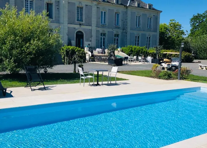 Hotel Particulier Chateau Des Marais Proximite Et Vue Sur Le Lac De Grand Lieu Saint-Philbert-de-Grand-Lieu photo