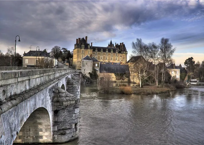 Chateau De Durtal Bed & Breakfast photo