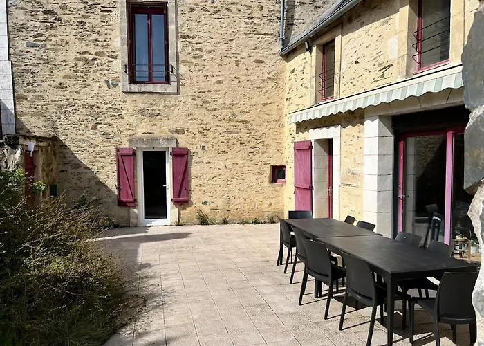 Maison Confortable Et Spacieuse Parennes photo