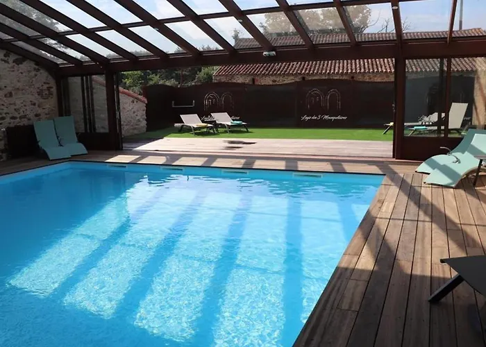 Gite 18Eme Avec Piscine Couverte, Terrasse Et Salle De Jeux - 6 Pers - Fr-1-426-432 레헤르비에르 사진