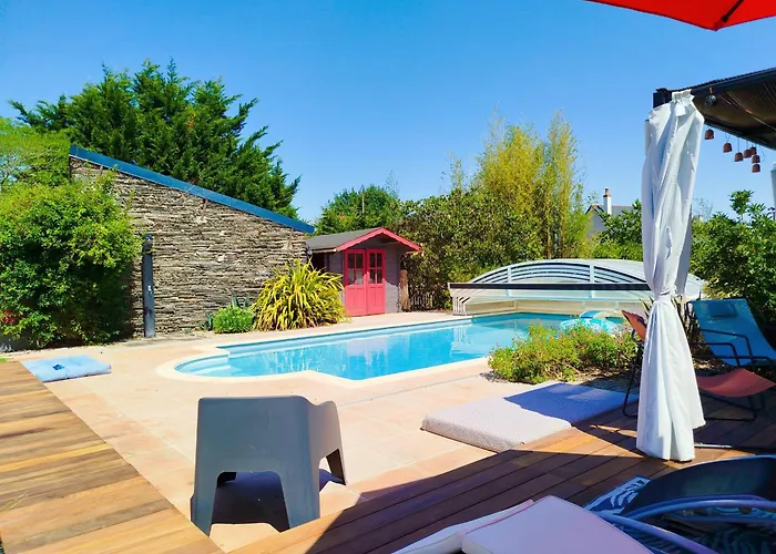 foto di Logement Aubance dans charmante longère avec piscine en partage Les Garennes-Sur-Loire