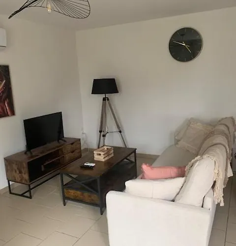 Appartement A La Campagne A 30Mn Des 24H Du Mans Saint-Georges-du-Rosay fotoğrafı