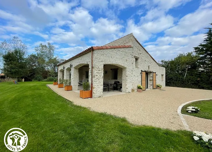 Gite Vendee Avec Spa Et Terrasse - Fr-1-426-592 Les Pineaux φωτογραφία