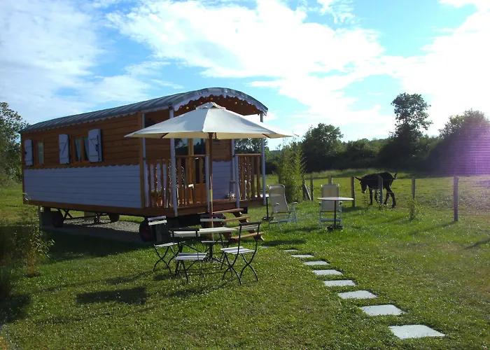 foto di Bed and Breakfast Les Roulottes De La Brauderie Brissarthe