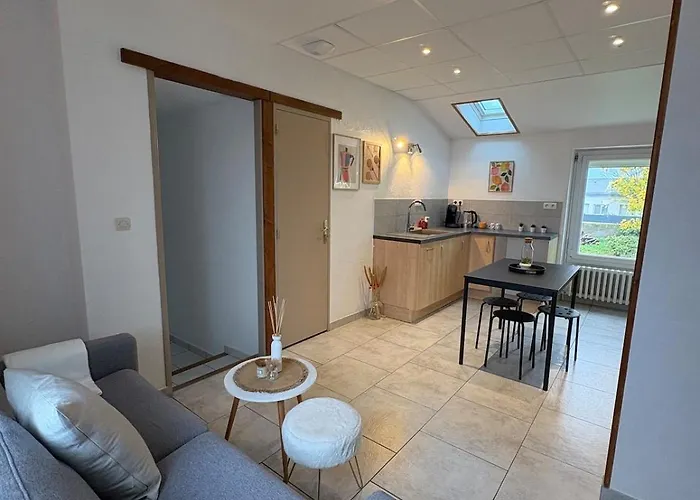 Appartement Chaleureux La Jubaudiere Foto