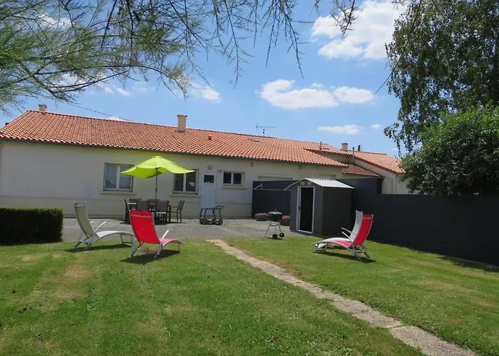 Gite Familial Avec Belle Cour, 3 Chambres, Proche Vignobles Et Activites, Au Calme En Campagne Angevine - Fr-1-622-11 Saint-Georges-des-Gardes foto