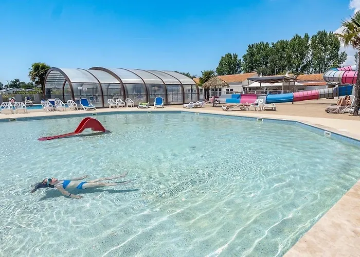 Zecamping 4 200M De La Plage Piscine Couverte Pet Friendly Animations foto
