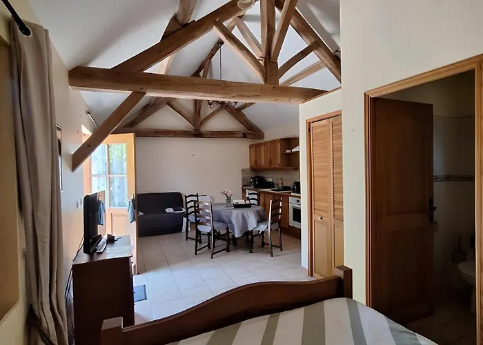 Gite Chemin Des Hetres Armaille Foto