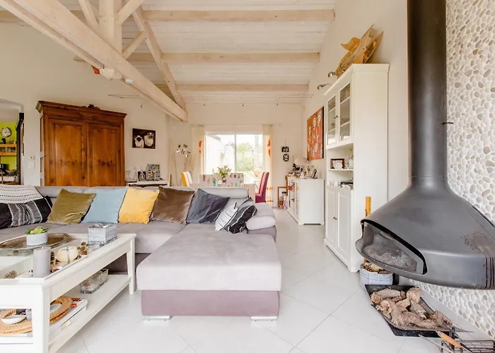 Chambre D'Hotes - Acrifolia Aigrefeuille-sur-Maineの写真