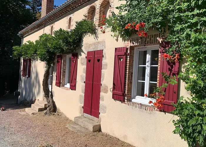 Фото Gite Le Pouet 4 Pers A 10 Min Du Puy Du Fou Saint-Mars-la-Reorthe
