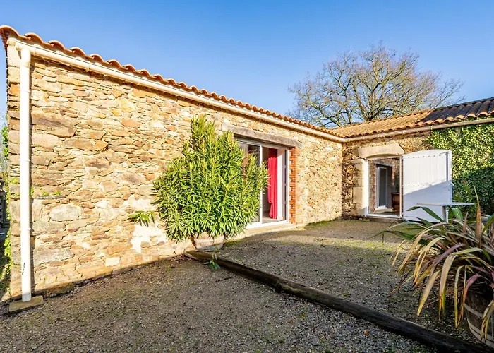 Vila La Cle Des Champs Les Achards  fotorgafie