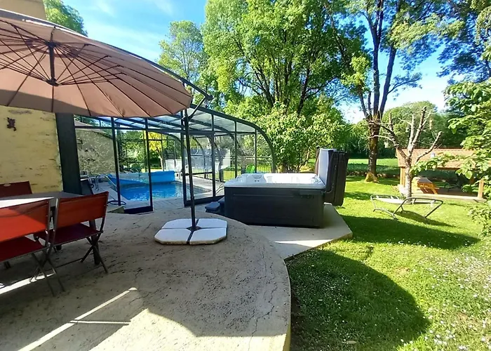 Фото La Minoterie Pause Zen, Spa & Piscine Prives 12 Personnes Rocheserviere