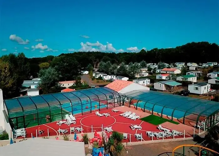 Saint-Christophe-du-Ligneron Camping 4 Etoiles - Piscine - Ccbg0Ef תמונה