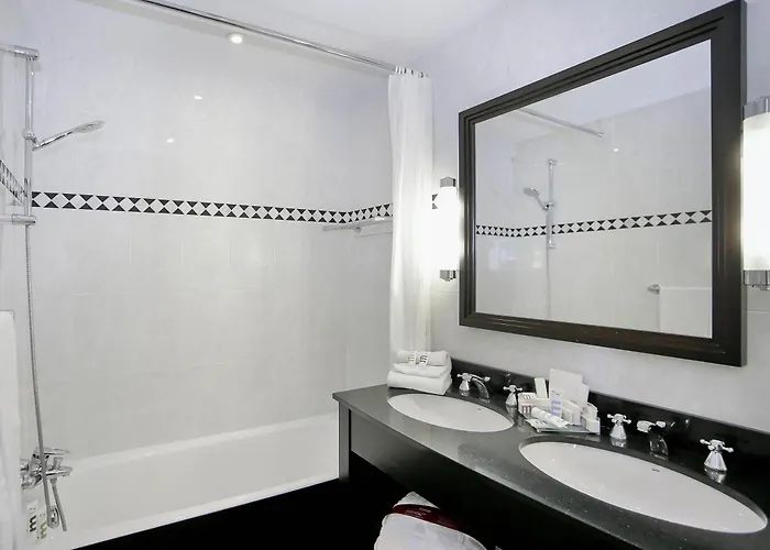 Hotel Mercure La Baule Majestic photo