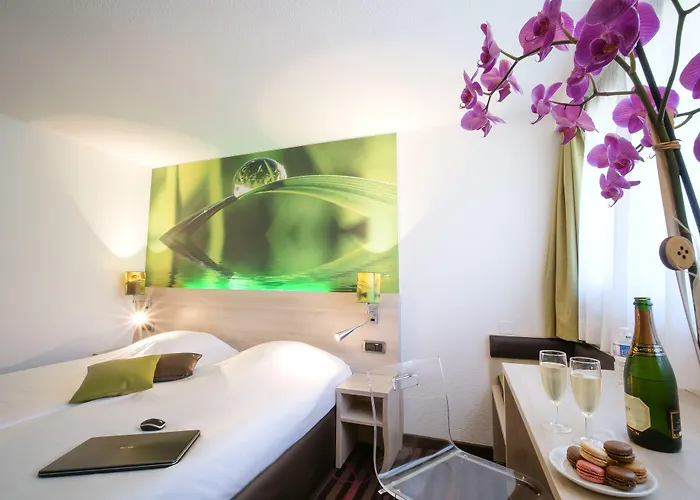 Hotel Inn Design & Restaurant Sable-Sur-Sarthe photo
