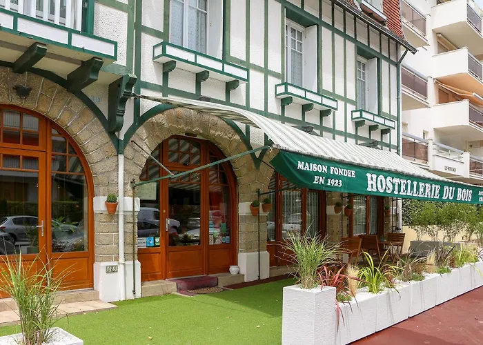 Hostellerie Du Bois La Baule-Escoublac photo