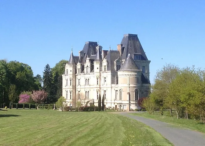 Chateau De La Tremblaye Cholet photo