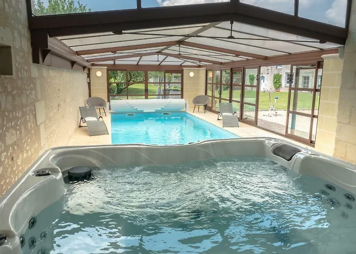 Photo de Bed & Breakfast Les Orchidees Avec Piscine & Spa Vaudelnay