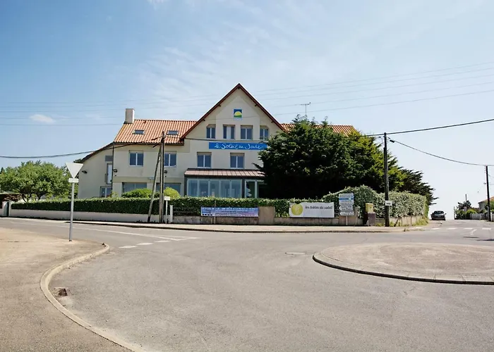 Le Soleil De Jade Village Vacances Prefailles photo