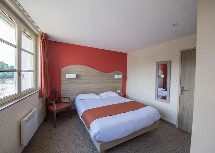 Hotel Hostellerie De La Gabelle Saint-Florent-le-Vieil photo