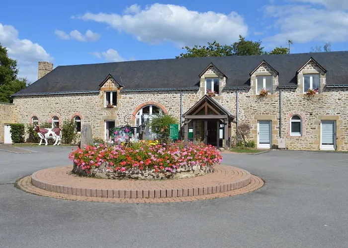 Au Relais Du Gue De Selle Hotel Mezangers photo
