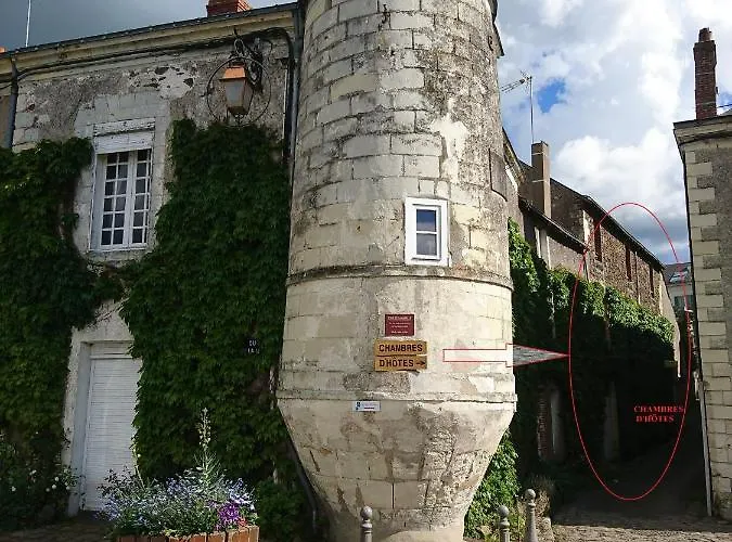 Tour De La Gabelle Bed and Breakfast Mauges-Sur-Loire foto